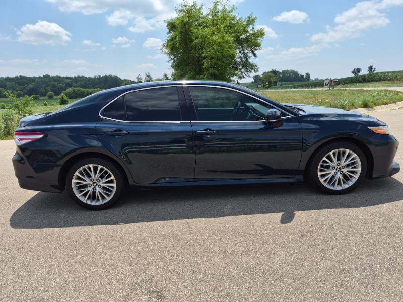 Toyota Camry XLE 2018
