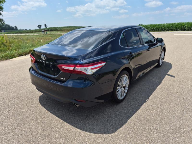 Toyota Camry XLE 2018
