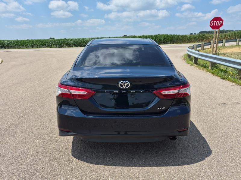 Toyota Camry XLE 2018