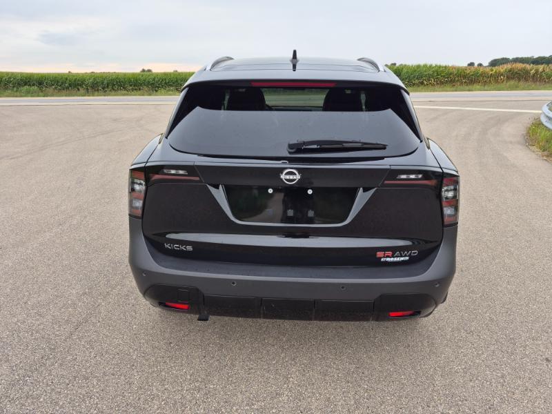 Nissan Kicks SR 4WD 2025