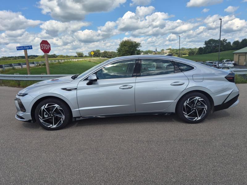 Hyundai Sonata SEL Sport FWD 2026