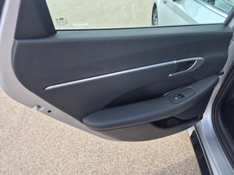 Hyundai Sonata SEL Sport FWD 2026