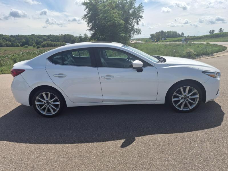 Mazda MAZDA3 i Touring AT 4-Door 2017