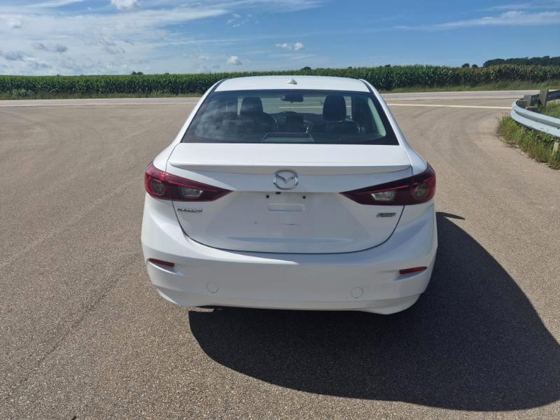 Mazda MAZDA3 i Touring AT 4-Door 2017