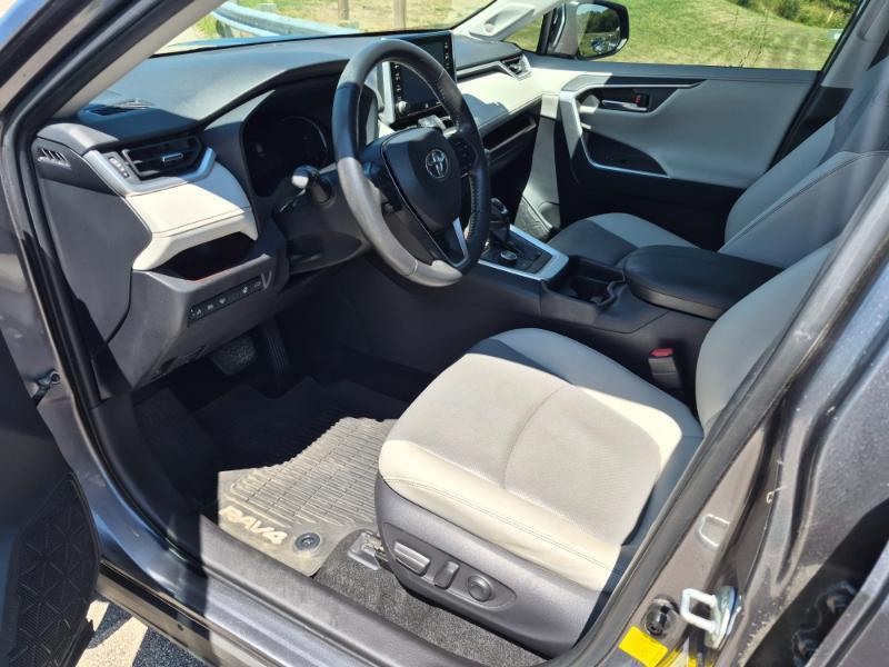 Toyota RAV4 Hybrid Limited 2020