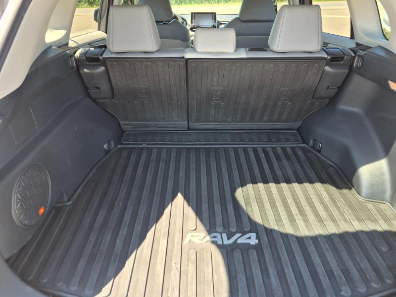 Toyota RAV4 Hybrid Limited 2020