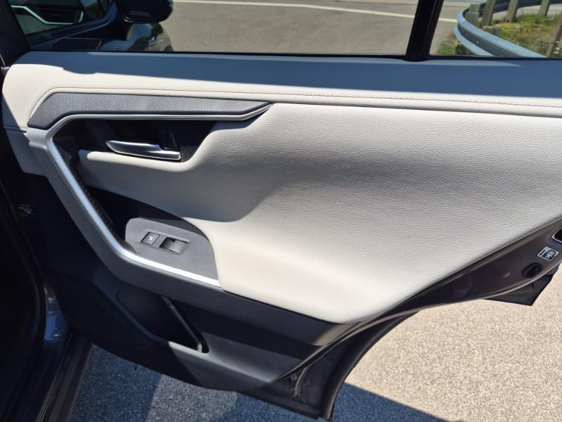 Toyota RAV4 Hybrid Limited 2020