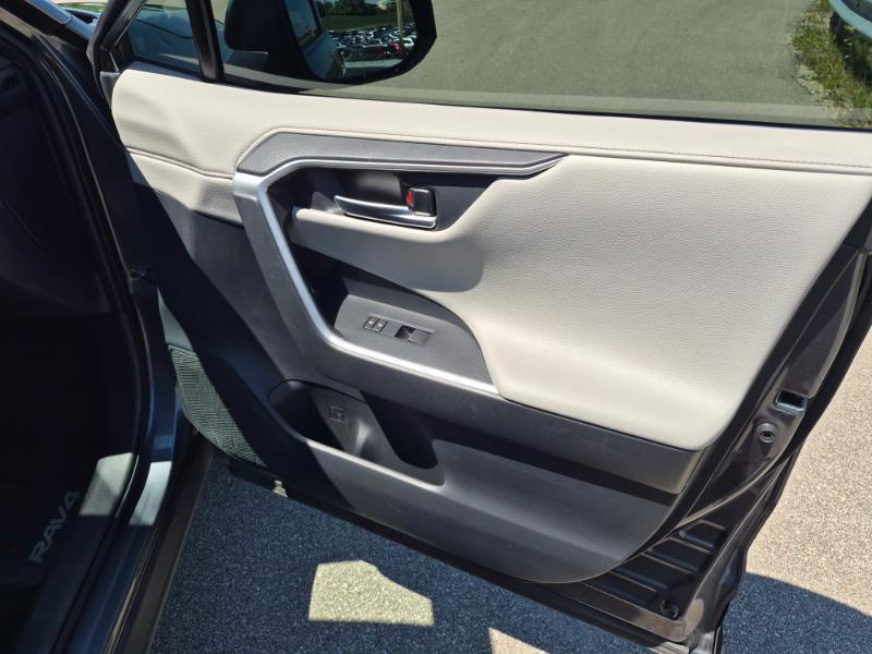 Toyota RAV4 Hybrid Limited 2020