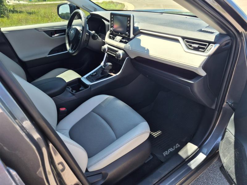 Toyota RAV4 Hybrid Limited 2020