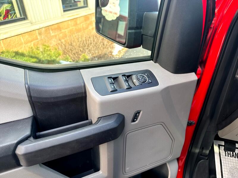 Ford F-150 XL SuperCab 4WD 2016