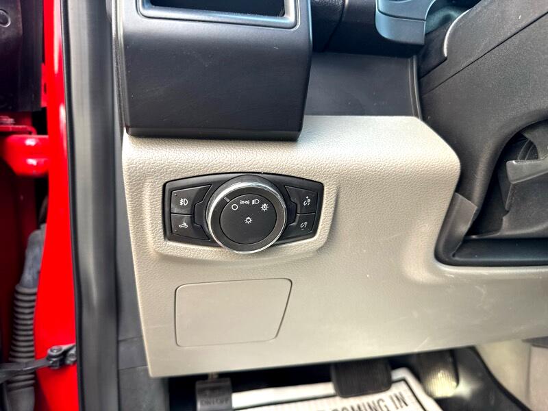 Ford F-150 XL SuperCab 4WD 2016