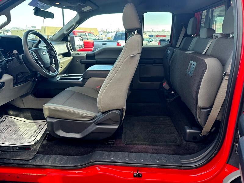 Ford F-150 XL SuperCab 4WD 2016