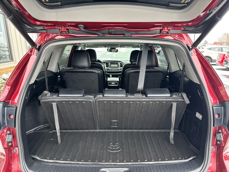 Toyota Highlander XLE AWD V6 2019