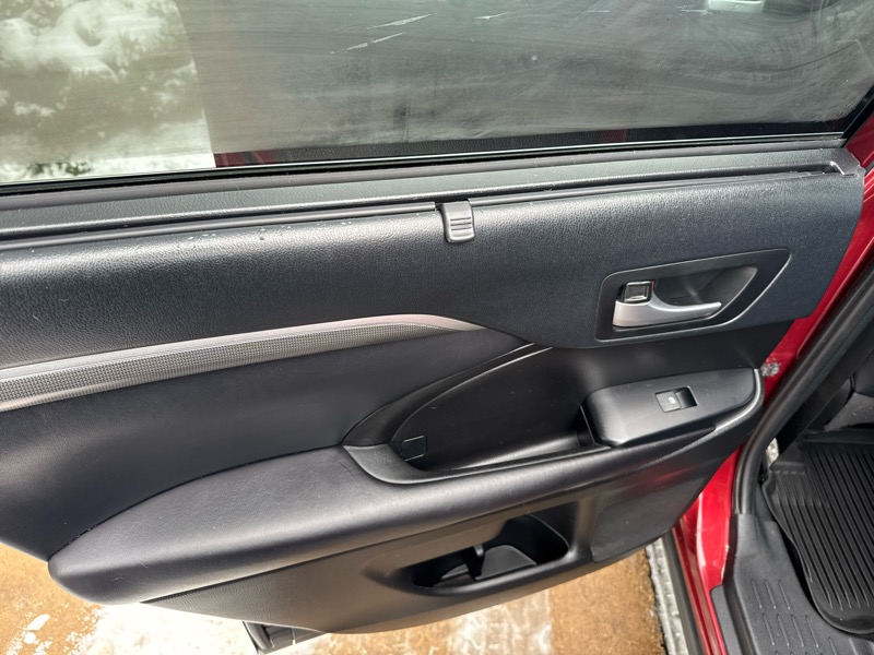 Toyota Highlander XLE AWD V6 2019