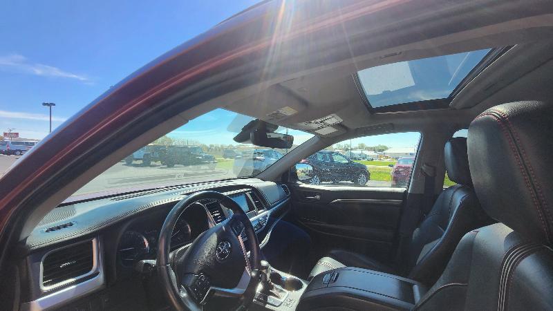 Toyota Highlander 4WD 4dr V6 Sport w/3rd Row (Natl) 2019