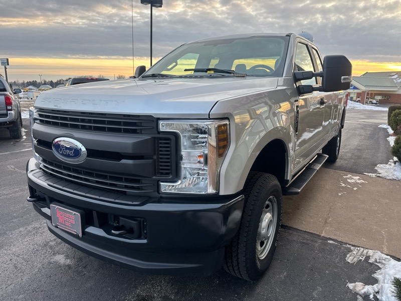 Ford F-250 SD XLT SuperCab Long Bed 4WD 2019