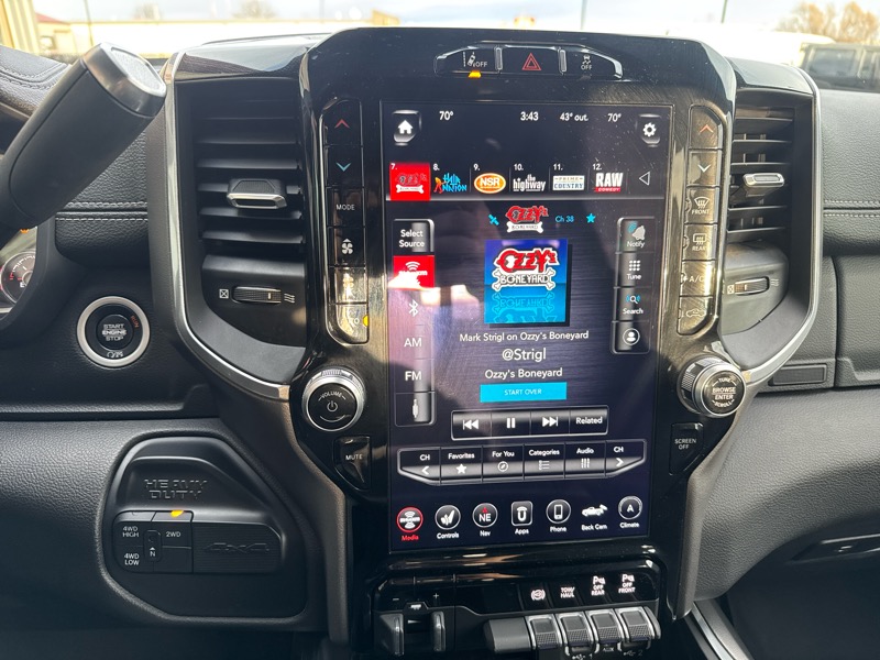 RAM 2500 Laramie Crew Cab SWB 4WD 2020