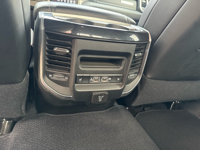 RAM 2500 Laramie Crew Cab SWB 4WD 2020