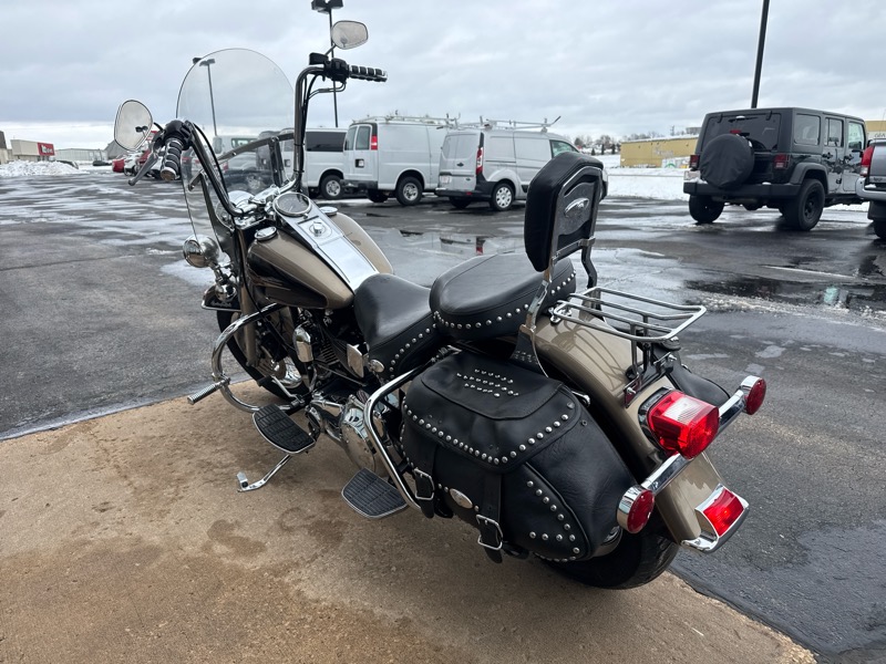 Harley-Davidson FLSTC  2005