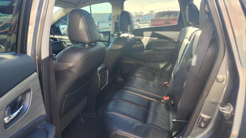 Nissan Murano SV AWD 2015