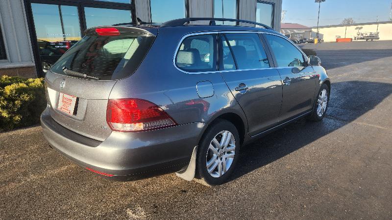 Volkswagen Jetta SportWagen 2.0L TDI 2012