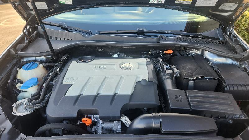 Volkswagen Jetta SportWagen 2.0L TDI 2012