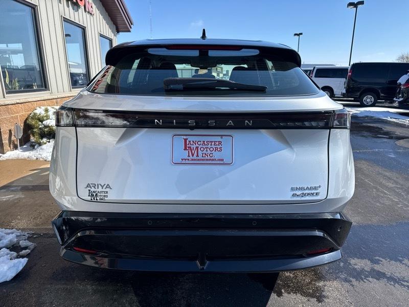 Nissan Ariya Engage e-4ORCE 2024