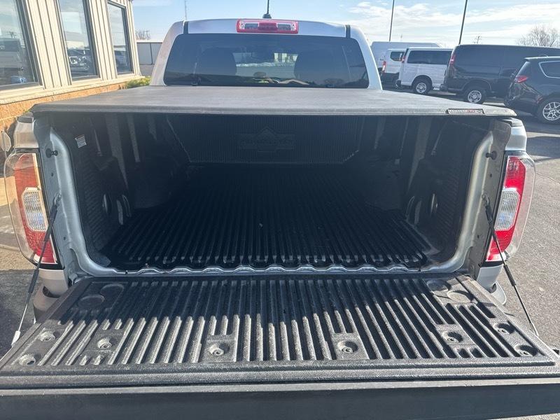 GMC Canyon SLE Crew Cab 4WD 2017