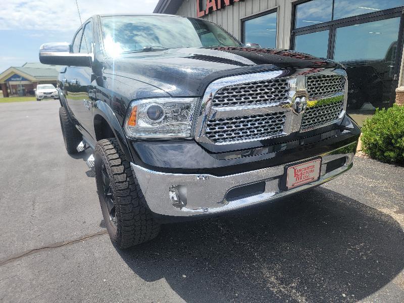 RAM 1500 Laramie Crew Cab SWB 4WD 2015