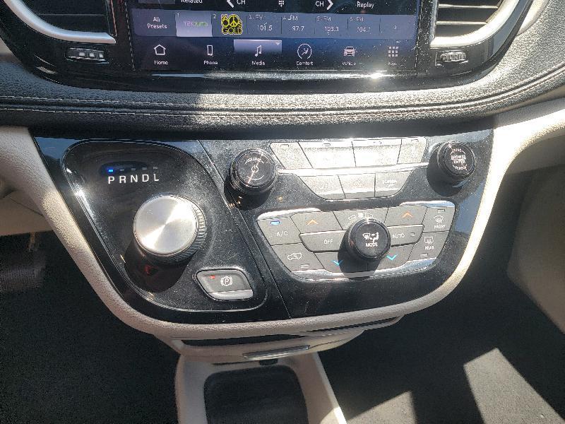 Chrysler Pacifica Touring-L 2021