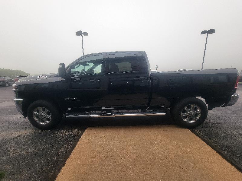 RAM 2500 Tradesman Crew Cab SWB 4WD 2025