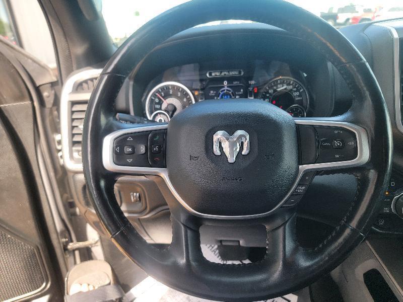 RAM 1500 Big Horn Crew Cab SWB 4WD 2020