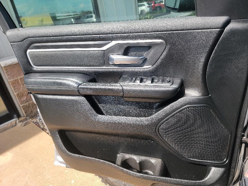 RAM 1500 Big Horn Crew Cab SWB 4WD 2020