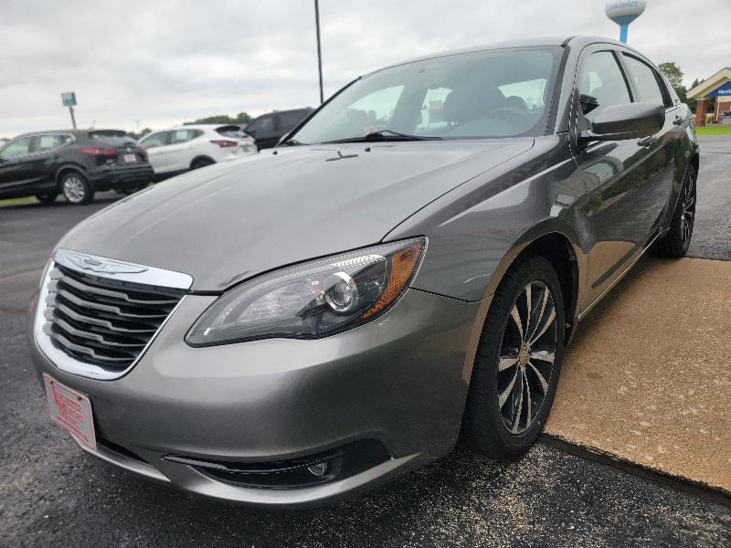 Chrysler 200 S 2011