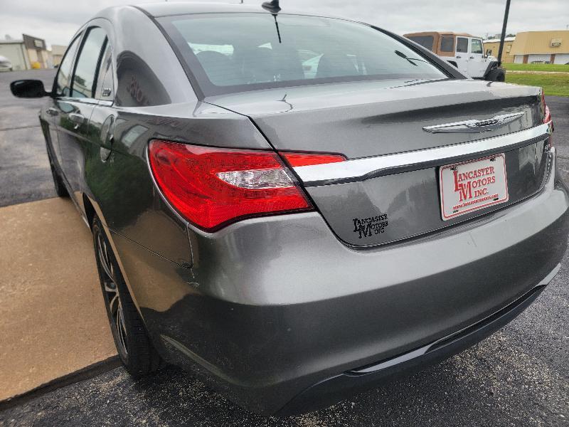 Chrysler 200 S 2011