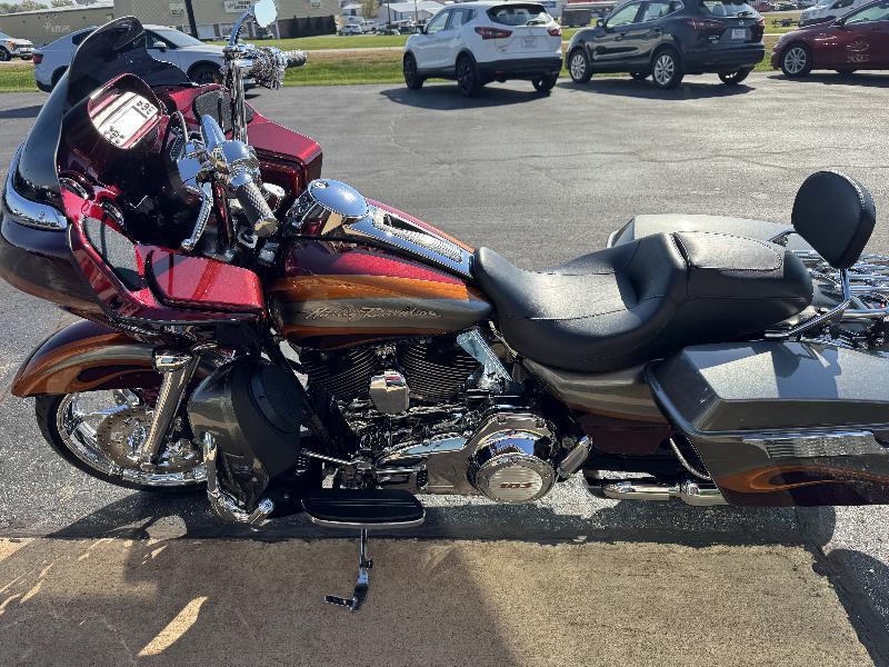 Harley-Davidson Road Glide Custom  2011