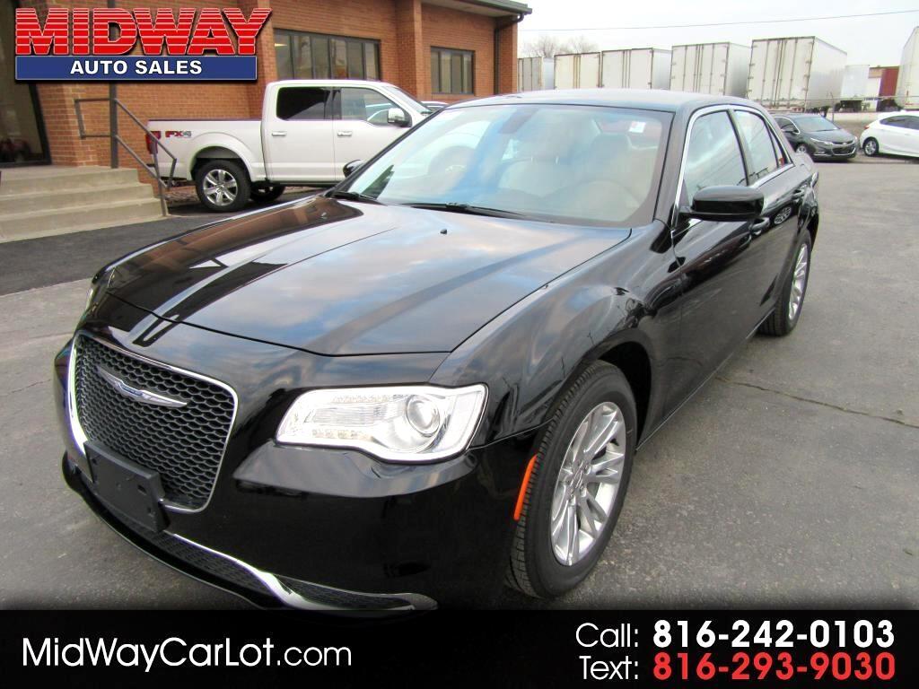 Used 2018 Chrysler 300 Touring L RWD for Sale in Kansas City MO 64120
