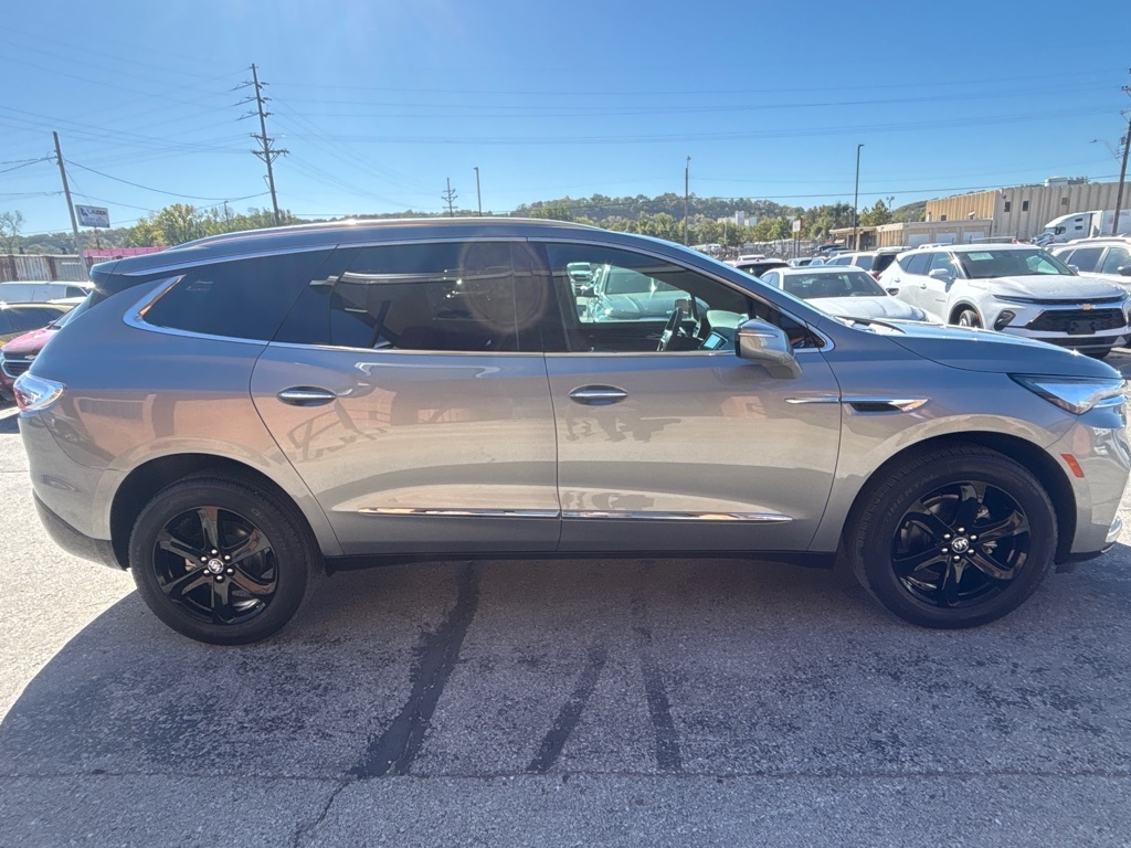 Buick Enclave AWD 4dr Essence 2024 Buick Enclave AWD 4dr Essence 2024