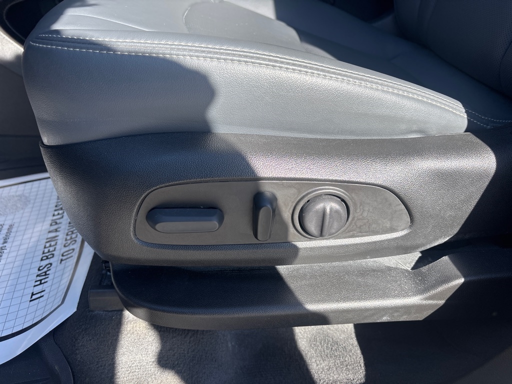 Buick Enclave AWD 4dr Essence 2024 Buick Enclave AWD 4dr Essence 2024