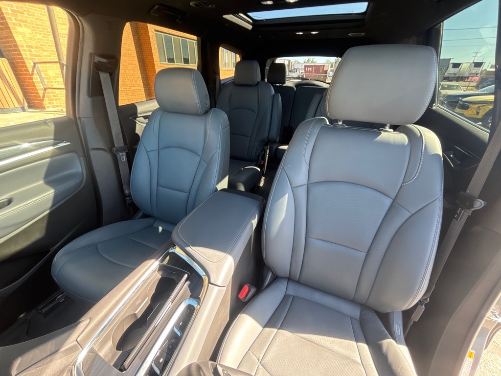 Buick Enclave AWD 4dr Essence 2024 Buick Enclave AWD 4dr Essence 2024