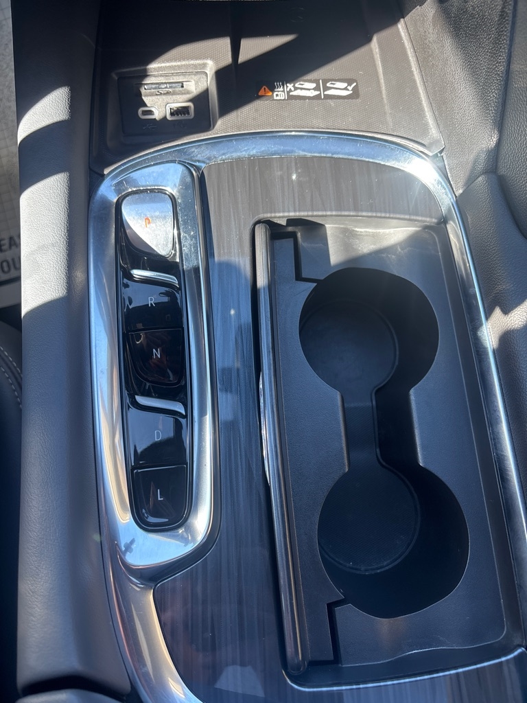 Buick Enclave AWD 4dr Essence 2024 Buick Enclave AWD 4dr Essence 2024