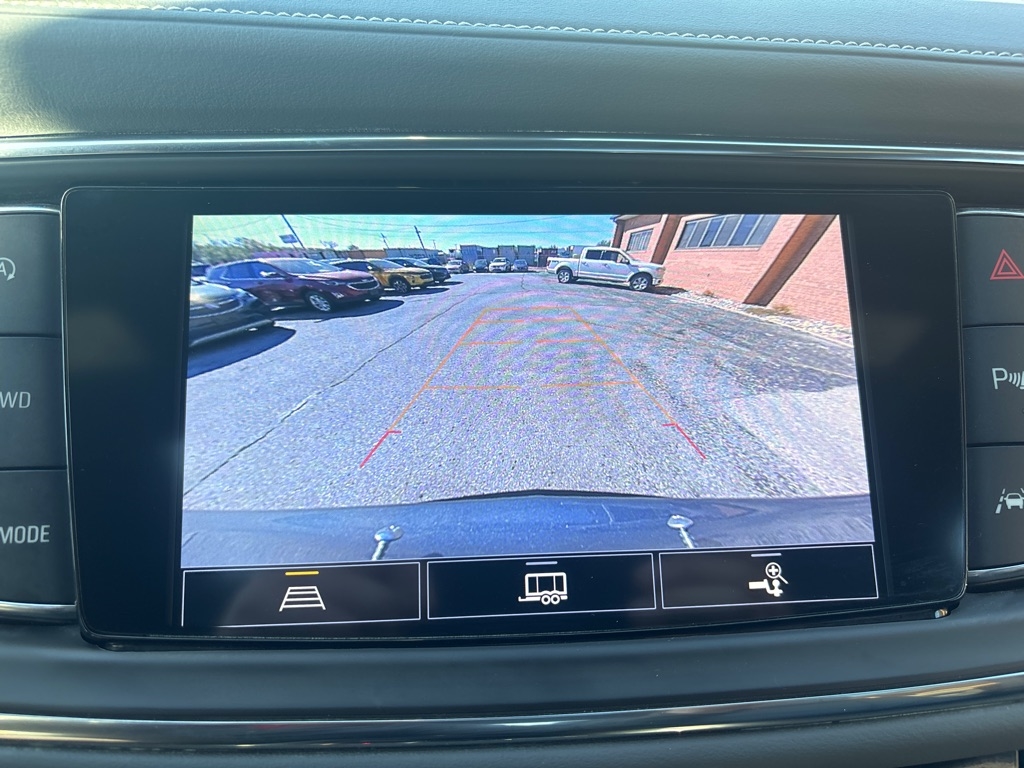 Buick Enclave AWD 4dr Essence 2024 Buick Enclave AWD 4dr Essence 2024