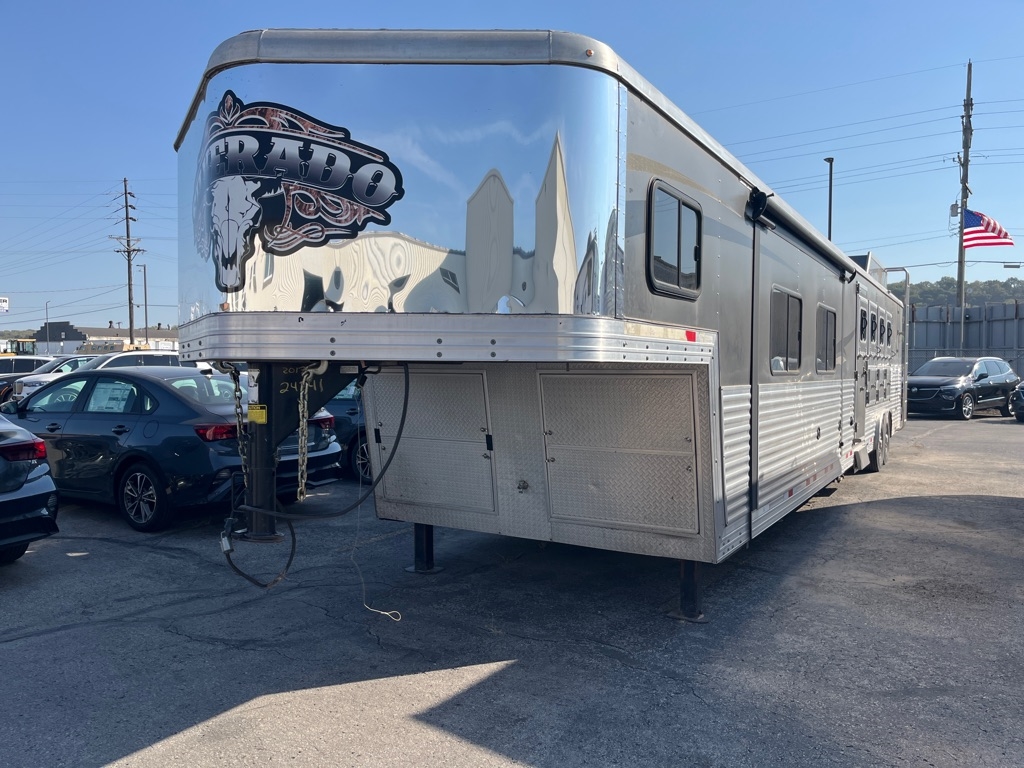 Bison Silverado  2017