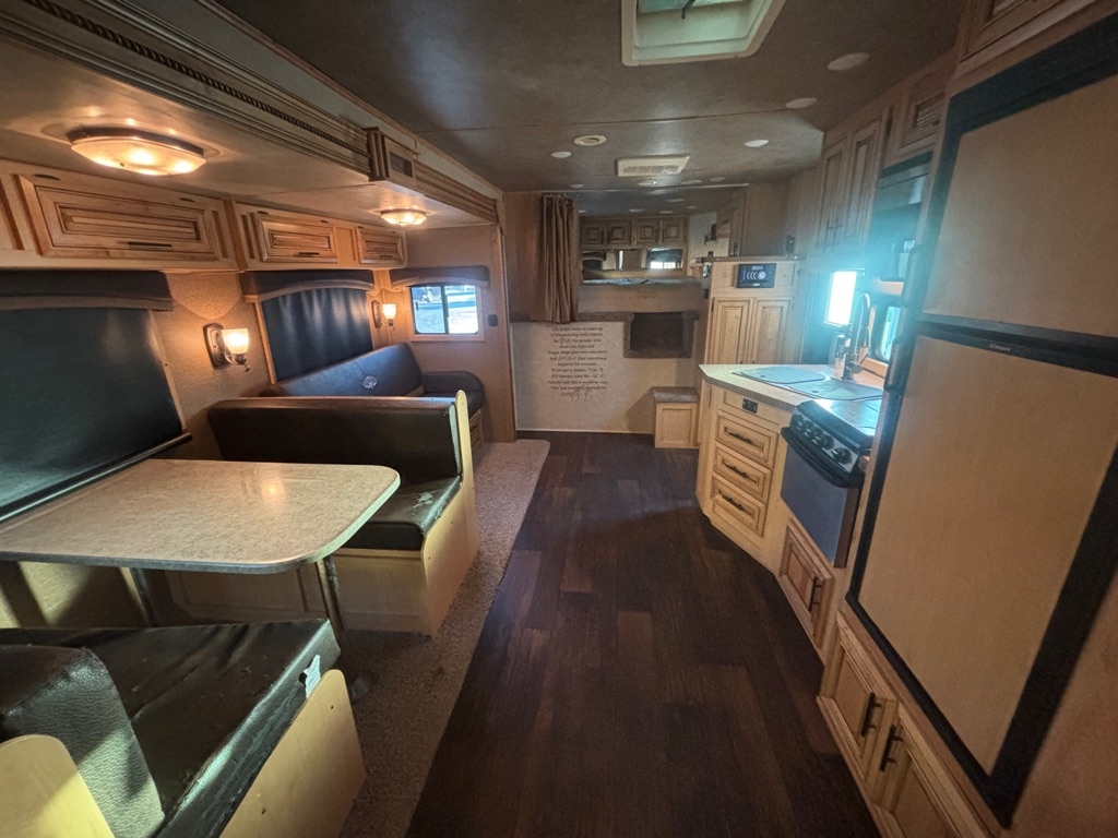 Bison Silverado  2017