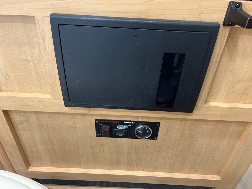 Bison Silverado  2017