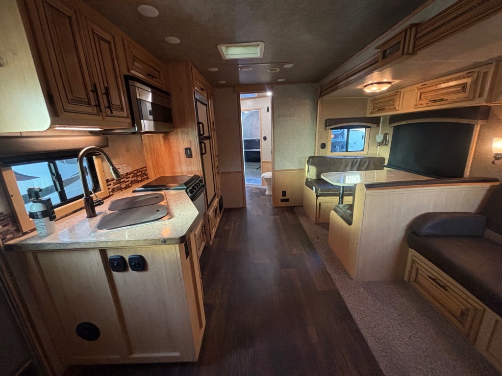 Bison Silverado  2017