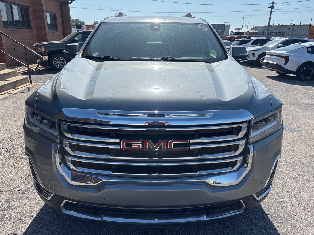 2023 Gmc Acadia SLE photo 3
