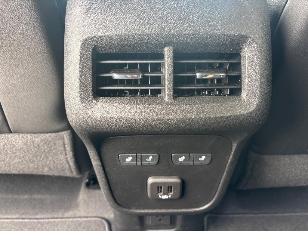 Chevrolet Equinox FWD 4dr Premier 2021