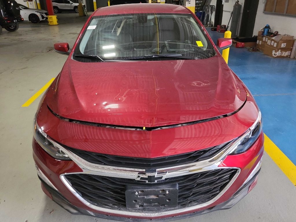 2021 Chevrolet Malibu RS photo 2