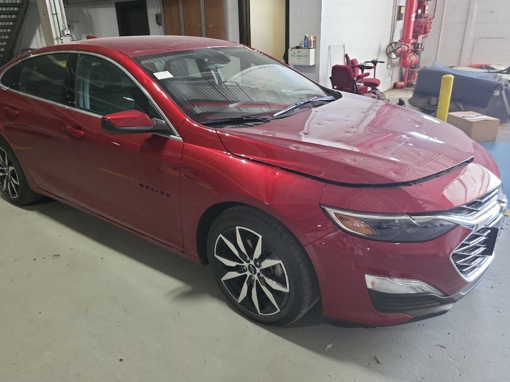 2021 Chevrolet Malibu RS photo 4